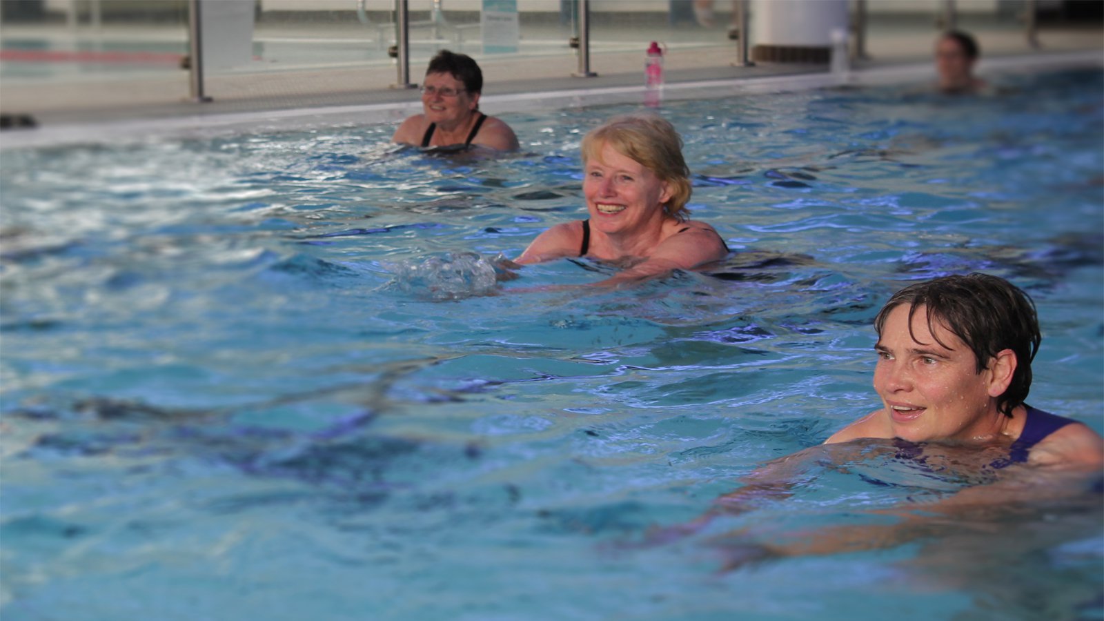 Swimming_at_Dorchester.jpg
